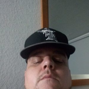 Meet your Posher, Carlos